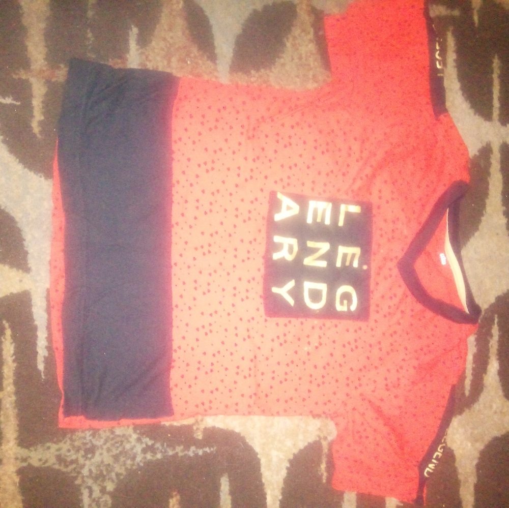 Boys legendary shirt